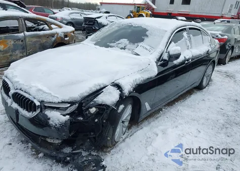 2021 BMW 530I xDrive z USA, uszkodzony, nr VIN WBA13BJ09MWW98615